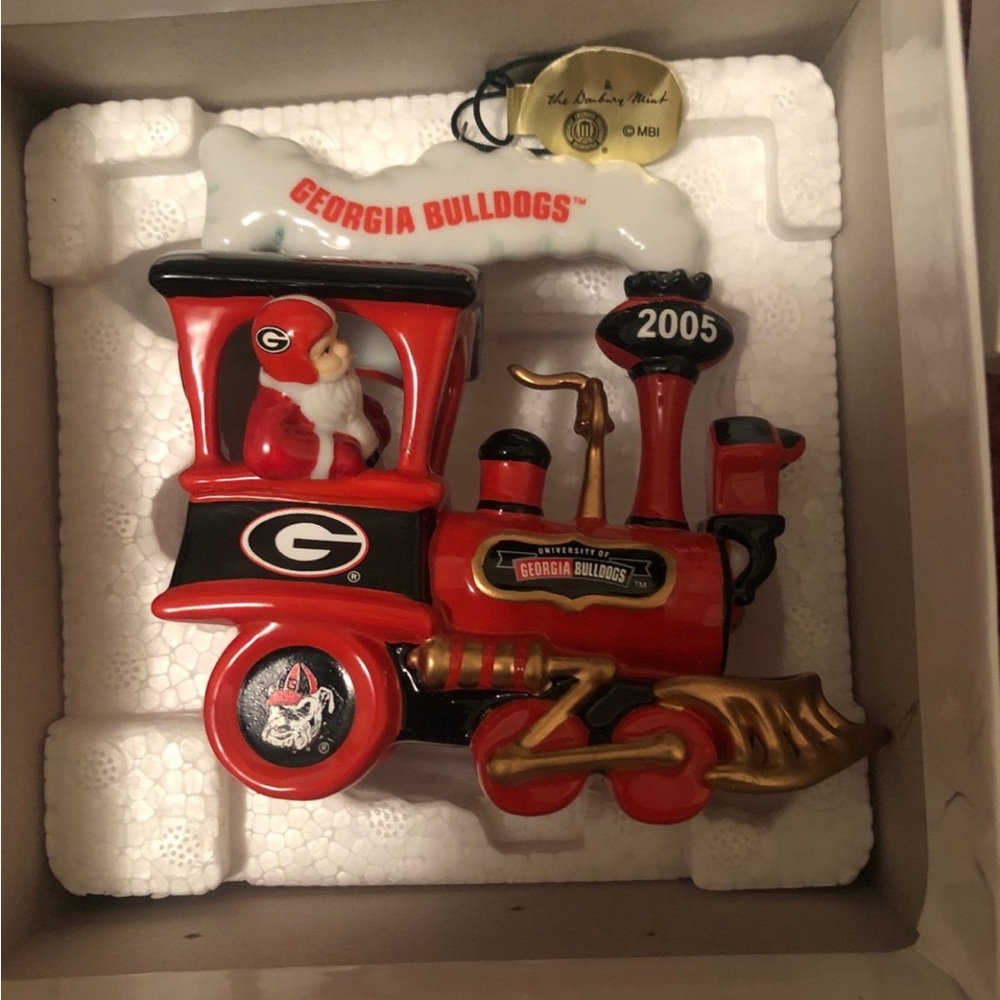 Danbury Mint Georgia Bulldogs Red and Gold Train Ornament